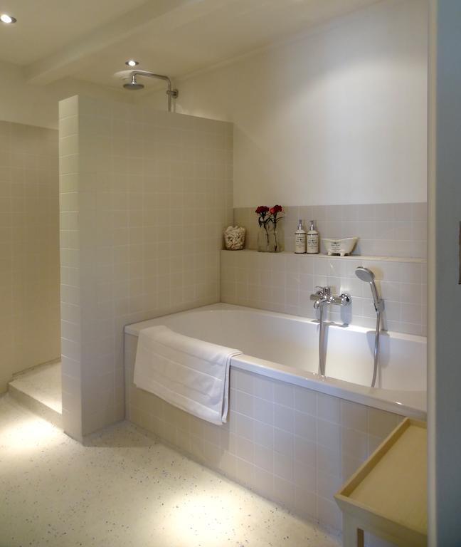 Bed and Breakfast The Vanguard Амстердам Номер фото